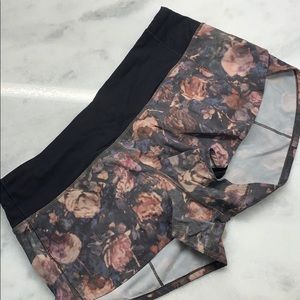 Lululemon speed shorts 2.5” size 6/sm